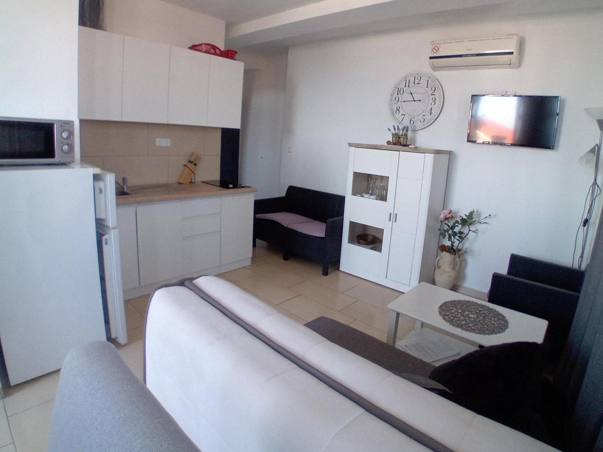 Vivi Studio Apartments Mali Lošinj Quarto foto